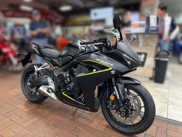 New 2026 Honda CBR650R E-CLUTCH 