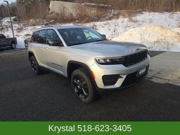 2025 Jeep Grand Cherokee Altitude's photo