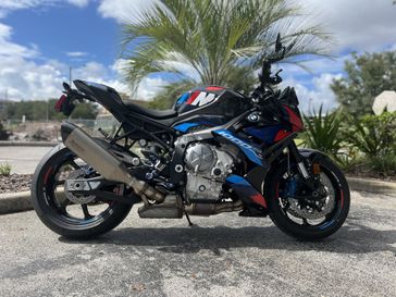 2024 BMW M 1000 R