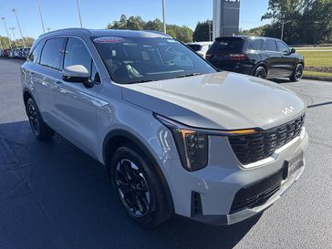 Used 2025 Kia Sorento S AWD