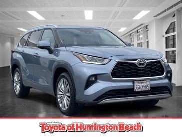 Used 2023 Toyota Highlander Platinum