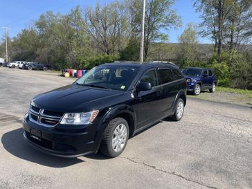 Used 2017 Dodge Journey SE