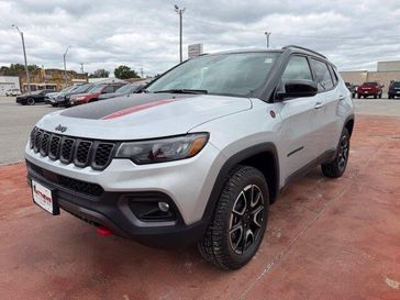 Used 2025 Jeep Compass Trailhawk
