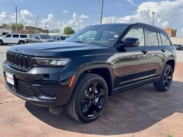 New 2025 Jeep Grand Cherokee Altitude X 4x2