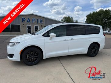 Used 2020 Chrysler Pacifica Launch Edition