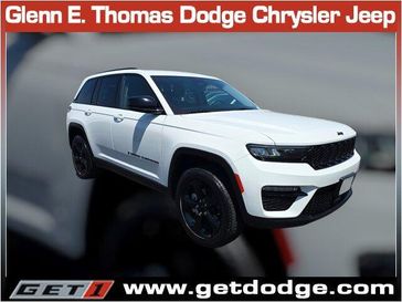 Used 2023 Jeep Grand Cherokee Limited