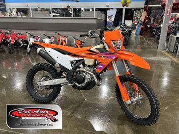 2024 KTM 500 XW-F  in a ORANGE exterior color. Del Amo Motorsports of Redondo Beach (424) 390-7811 delamomotorsports.com 