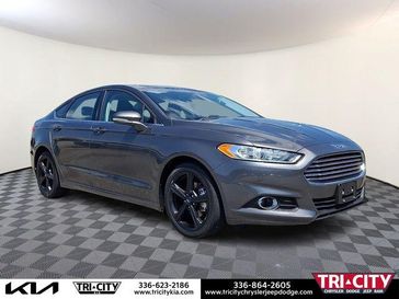 Used 2016 Ford Fusion SE