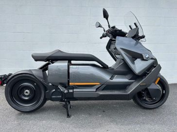 2023 BMW CE 04 Avantgarde 