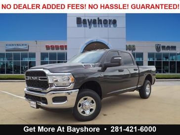 2024 RAM 2500 Tradesman Crew Cab 4x4 6'4' Box