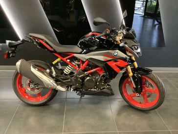 New 2025 BMW G 310 R 