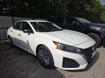 Used 2025 Nissan Altima 2.5 SV