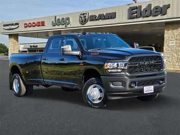 2024 RAM 3500 Tradesman Crew Cab 4x4 8' Box