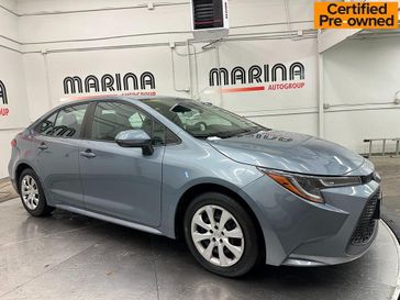 2021 Toyota Corolla LE's photo