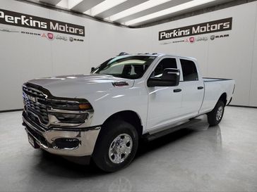 New 2026 RAM 2500 Tradesman Crew Cab 4x4 8' Box
