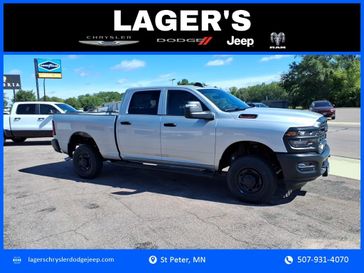 New 2026 RAM 2500 Tradesman Crew Cab 4x4 6'4' Box