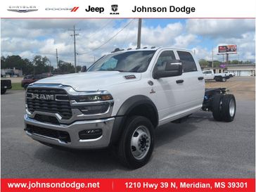 2025 RAM 5500 Tradesman Chassis Crew Cab 4x4 60' Ca Bright White Clear Coat