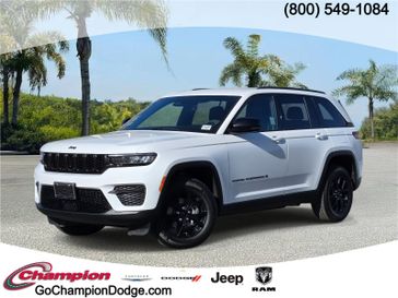 Used 2025 Jeep Grand Cherokee Altitude 4x2