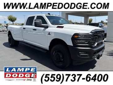 2025 RAM 3500 Tradesman Crew Cab 4x4 8' Box