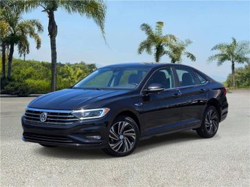 Used 2019 Volkswagen Jetta SEL Premium Auto w/SULEV *Ltd Avail*