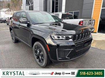New 2026 Jeep Grand Cherokee Laredo Altitude 4x4