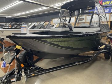 New 2025 SMOKERCRAFT ADV188DCPRO 