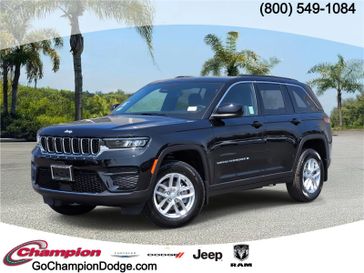 New 2025 Jeep Grand Cherokee Laredo X 4x2