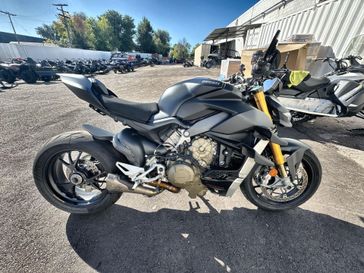 Used 2022 Ducati Streetfighter 