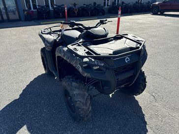 New 2025 Can-Am OUT DPS 700 