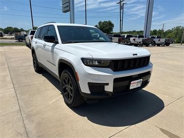New 2025 Jeep Grand Cherokee L Altitude X 4x4
