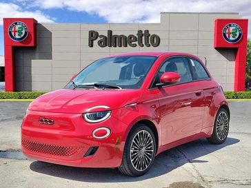 2024 Fiat 500e 