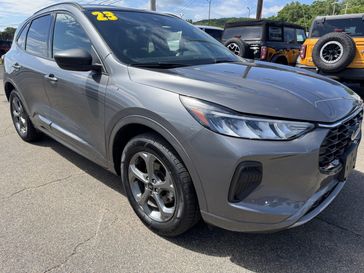 Used 2023 Ford Escape St-line