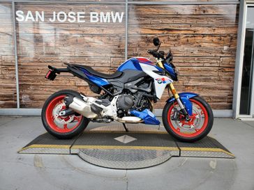 2025 BMW F 900 R