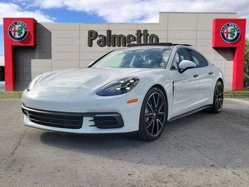 2019 Porsche Panamera 