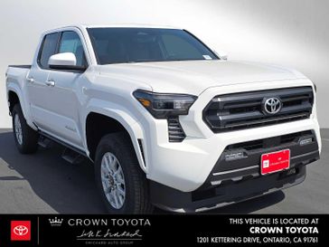 New 2025 Toyota Tacoma SR5