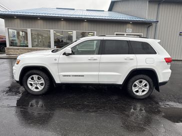 Used 2017 Jeep Grand Cherokee Laredo