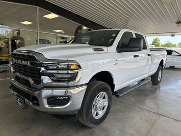 2025 RAM 2500 Tradesman Crew Cab 4x4 8' Box