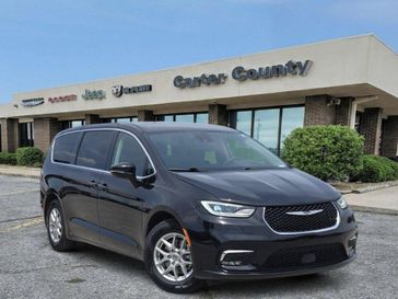 Used 2024 Chrysler Pacifica Touring L