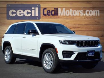 2024 Jeep Grand Cherokee Laredo X 4x2