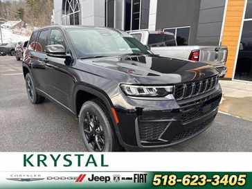 New 2026 Jeep Grand Cherokee Laredo Altitude 4x4