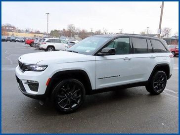 New 2025 Jeep Grand Cherokee Limited