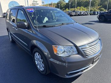 Used 2016 Chrysler Town & Country 4dr Wgn Touring