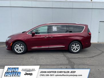 Used 2018 Chrysler Pacifica Touring L