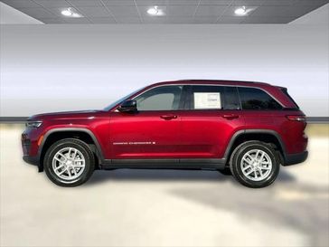 New 2025 Jeep Grand Cherokee Laredo X 4x4