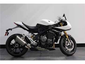 2022 Triumph SPEED TRIPLE RR 