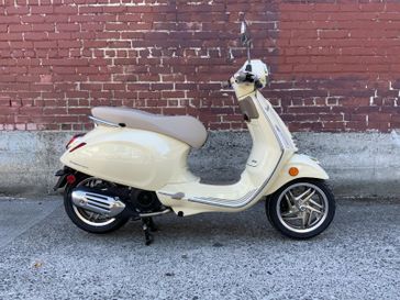 New 2027 Vespa PRIMAVERA 150 SPORT 