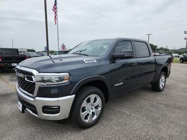 2025 RAM 1500 Lone Star Crew Cab 4x4 5'7' Box