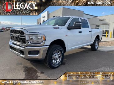 2024 RAM 2500 Tradesman Crew Cab 4x4 6'4' Box