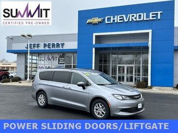 2020 Chrysler Voyager LXI in a Billet Silver Metallic Clear Coat exterior color and Alloy/Blackinterior. Jeff Perry Chrysler Jeep 815-859-8394 jeffperrychryslerjeep.com 