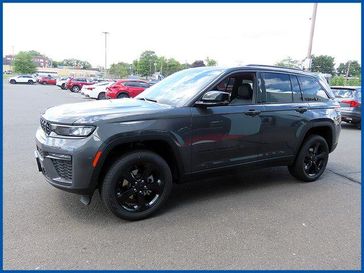 New 2026 Jeep Grand Cherokee Limited